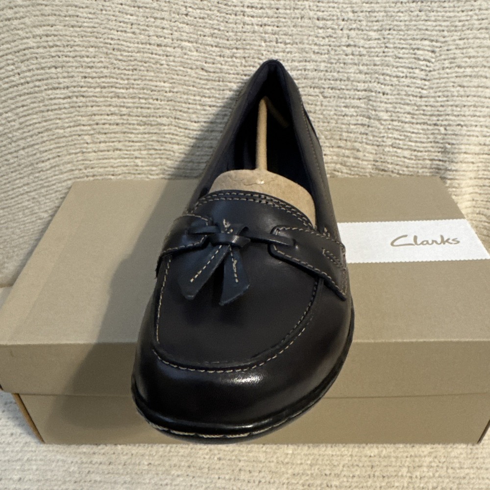 Clarks Ashland Bubble Navy Leather Women's Loafers Cushion Soft Shoes 7 XW New - Picture 9 of 16